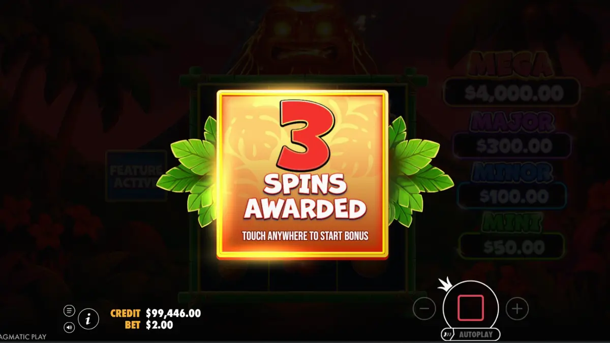Interface do jogo de slot Super Tiki Strike com tema tropical